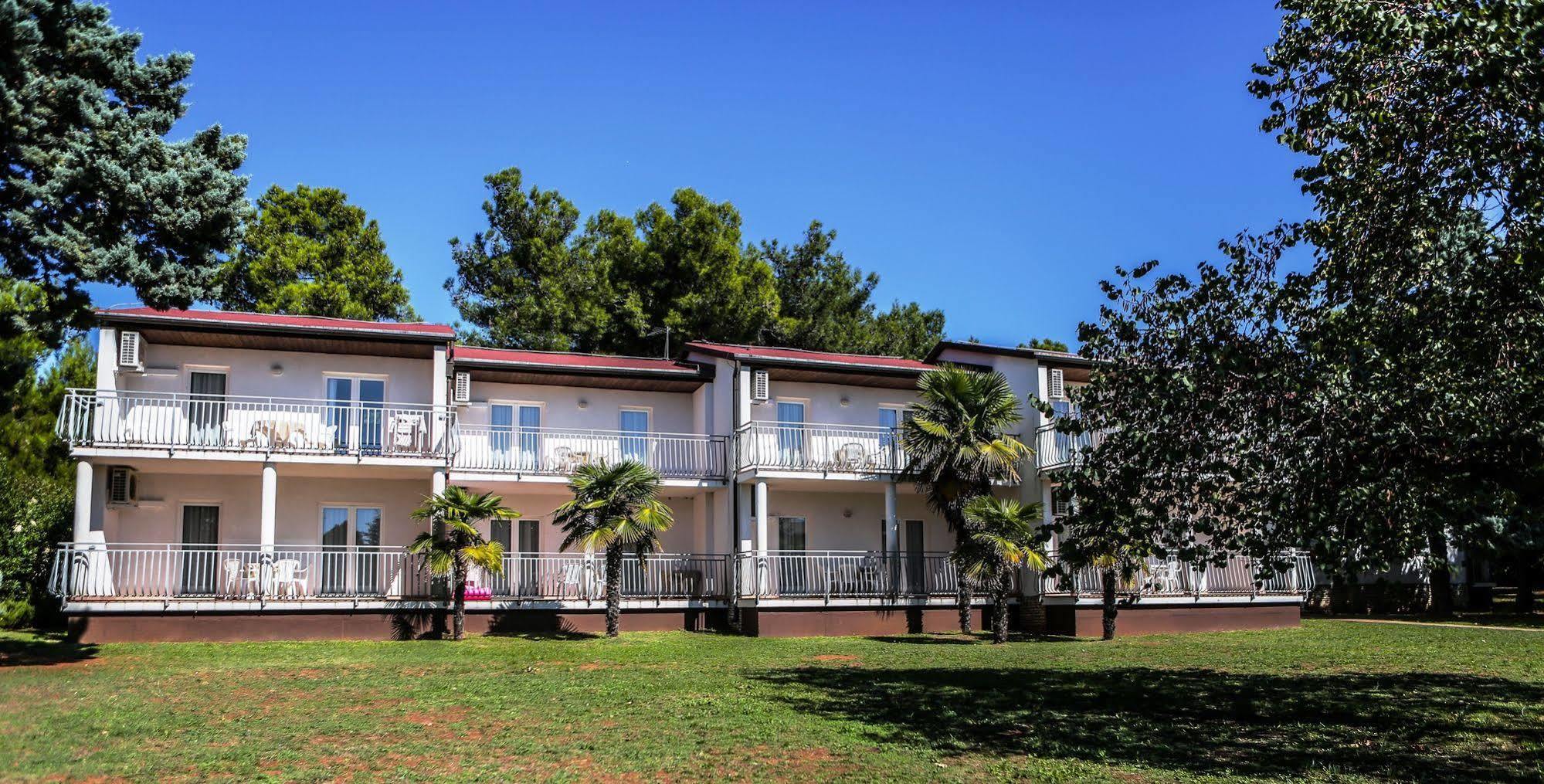 Ai Pini Medulin Resort מראה חיצוני תמונה