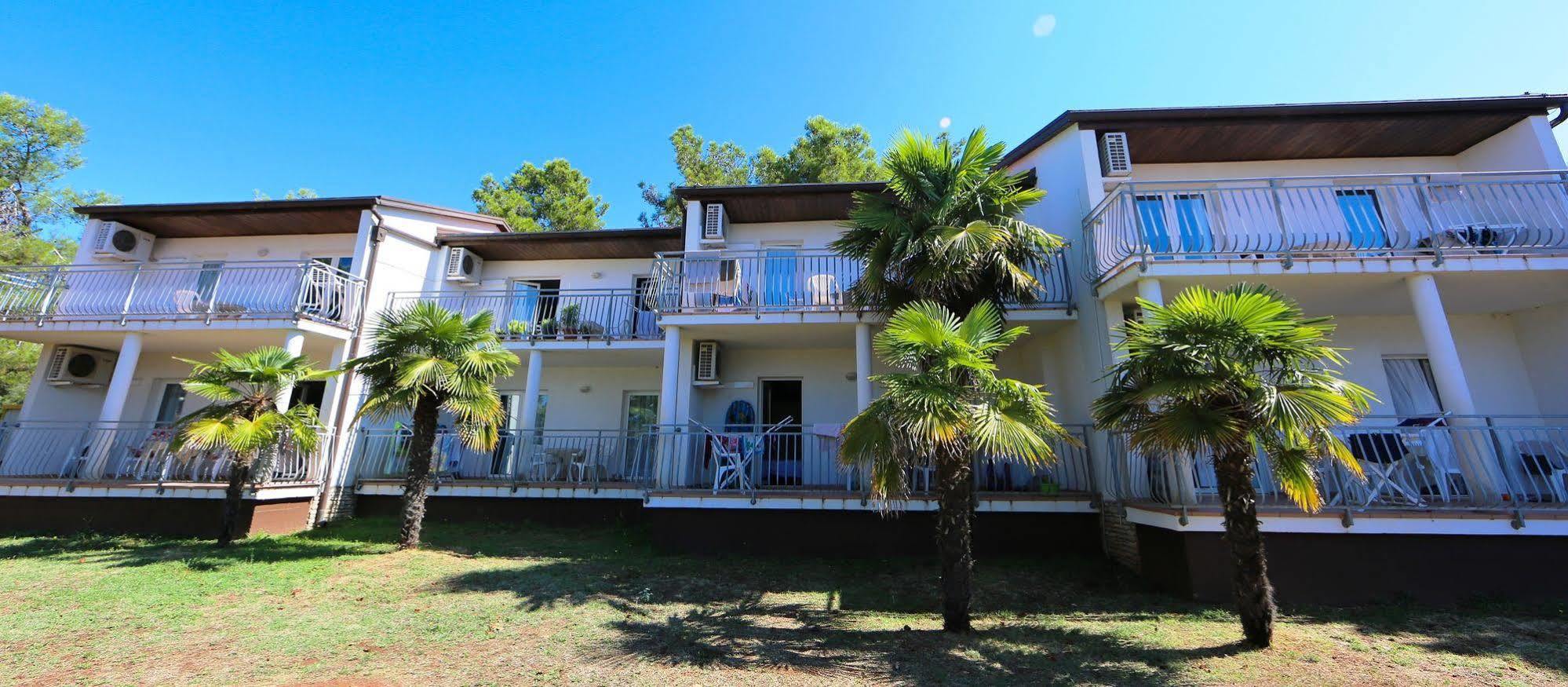 Ai Pini Medulin Resort מראה חיצוני תמונה